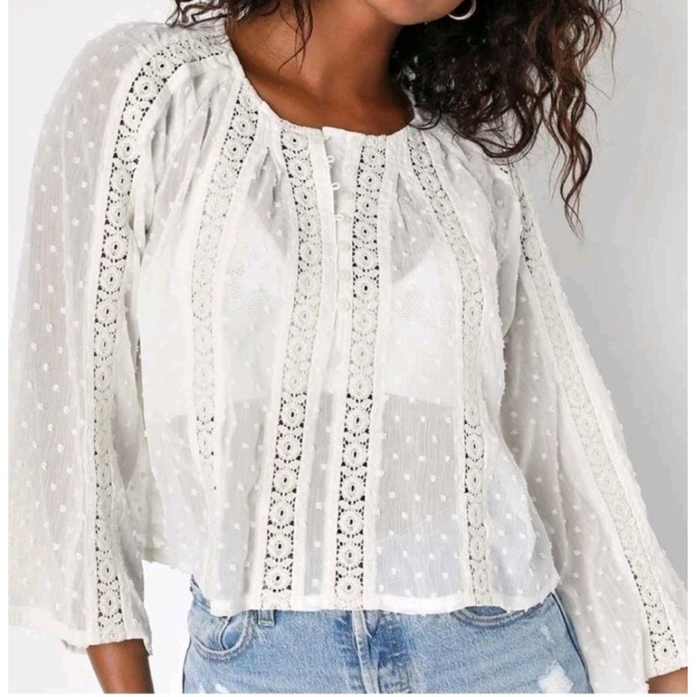NWT Lulus Cropped Blouse Size M Bohemian Ivory‎ Sheer Top Buttons Textured